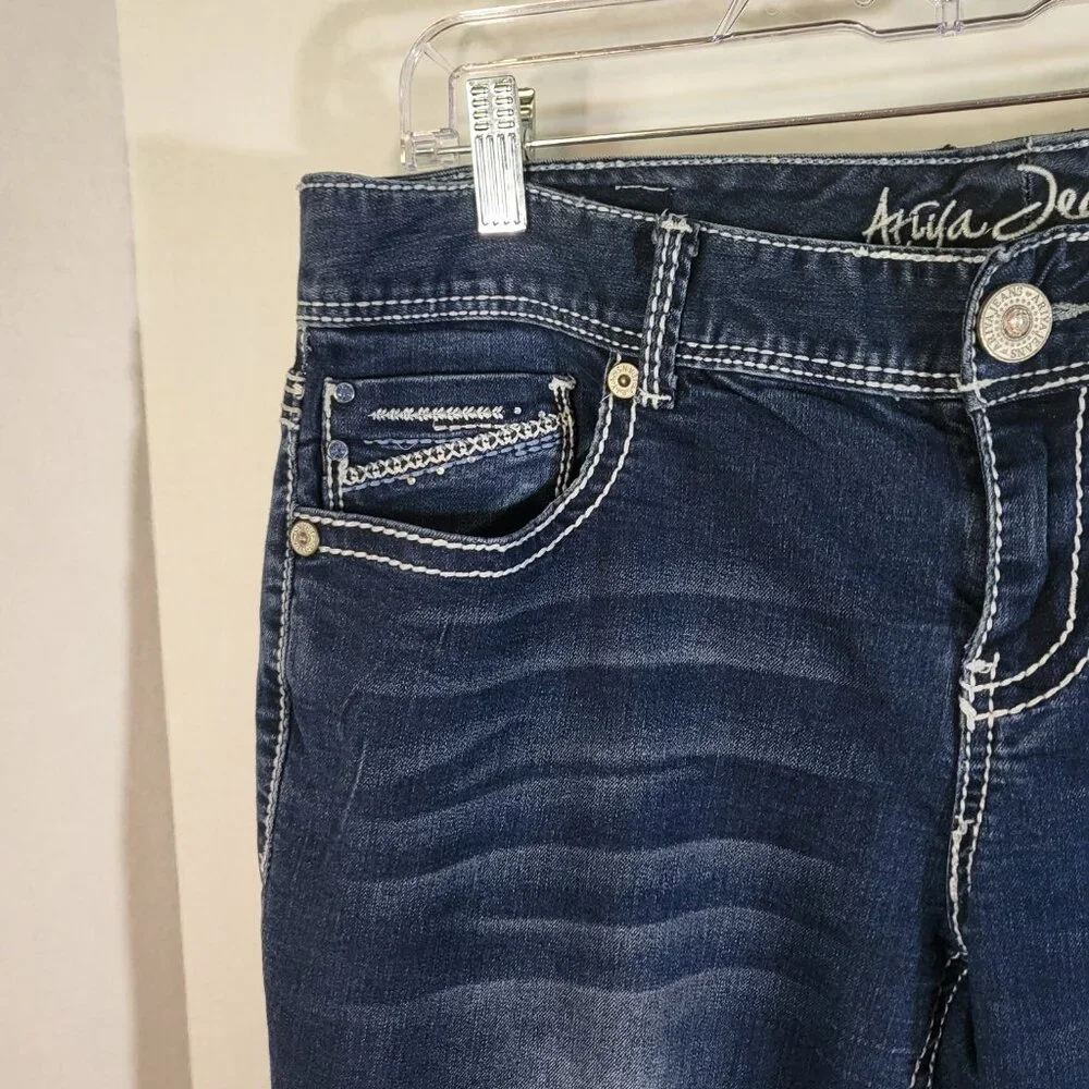 Ariya Jeans Women's Embellished Whisker Faded Jeans Size 15/16 Blue - Picture 2 of 15